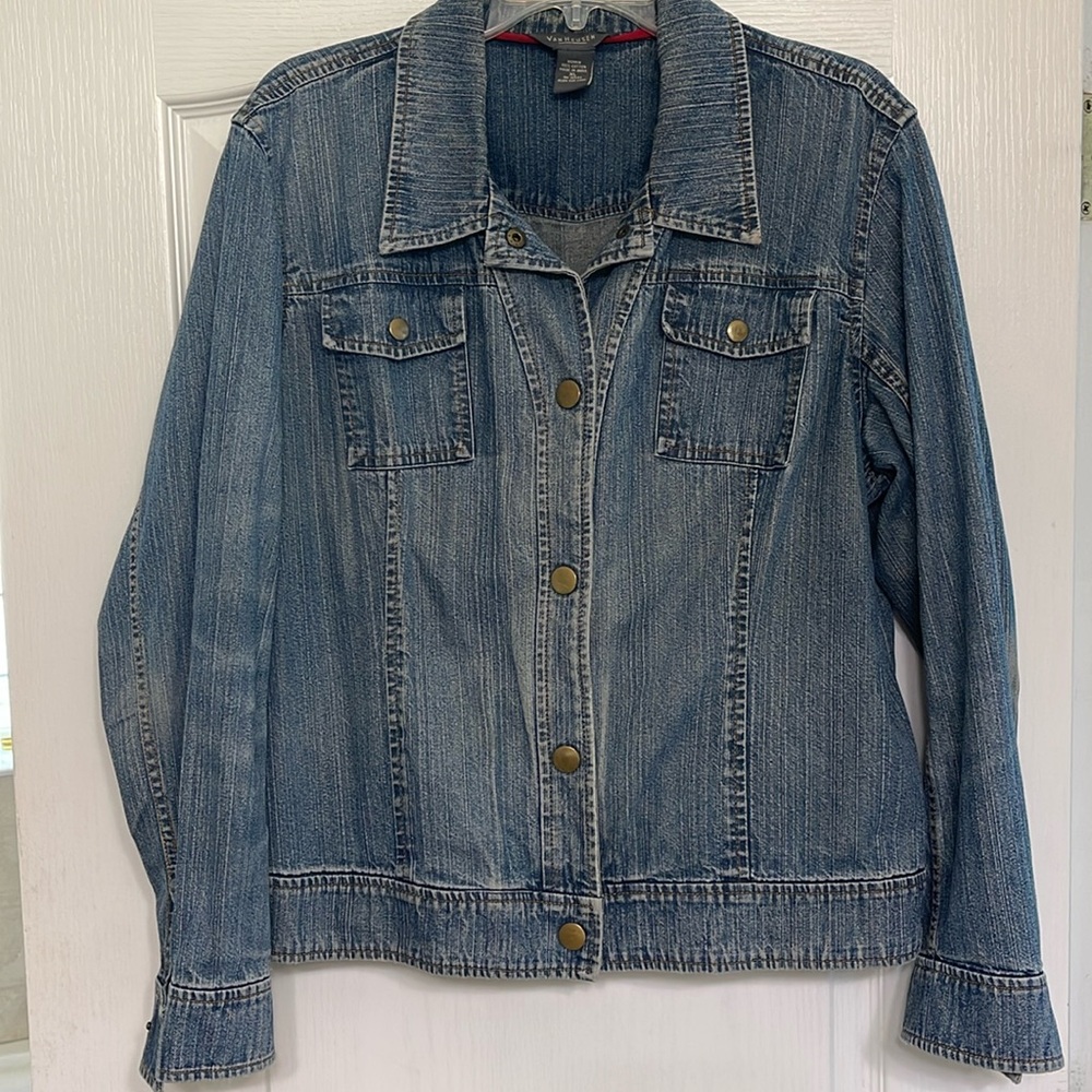 ♦️Women’s Van Heusen Jean Jacket♦️